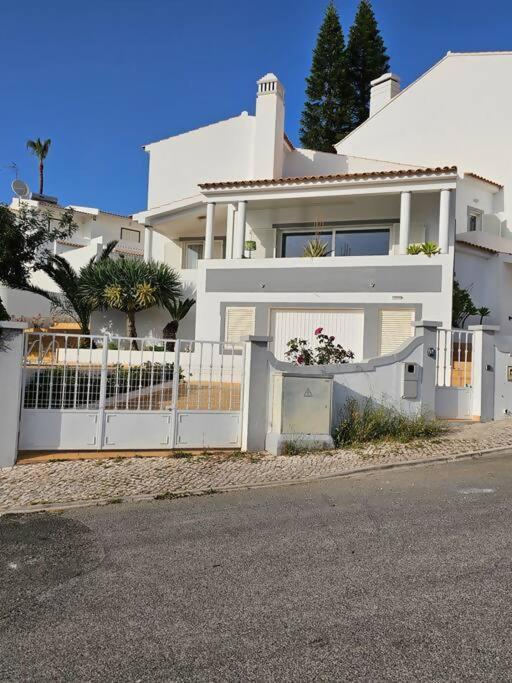 Vakantiehuis Jos Near Marinaebeach *